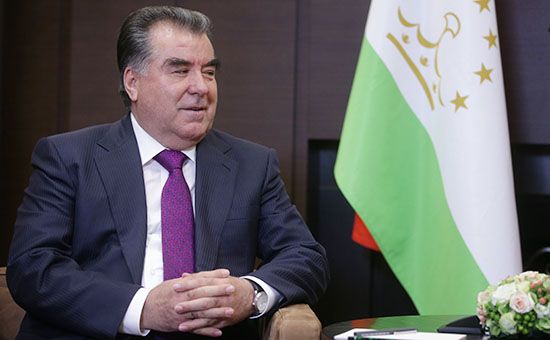 Президент России В.Путин встретился с президентом Таджикистана Э.Рахмоном в Сочи